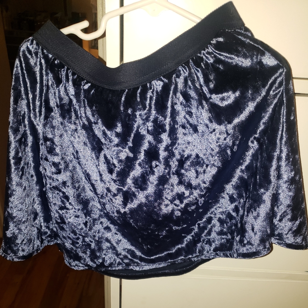 Little girl velvet skirt